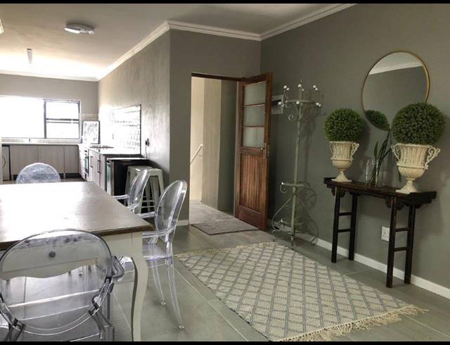 2 BEDROOM APARTMENT RENTED IN SUMMERSTRAND